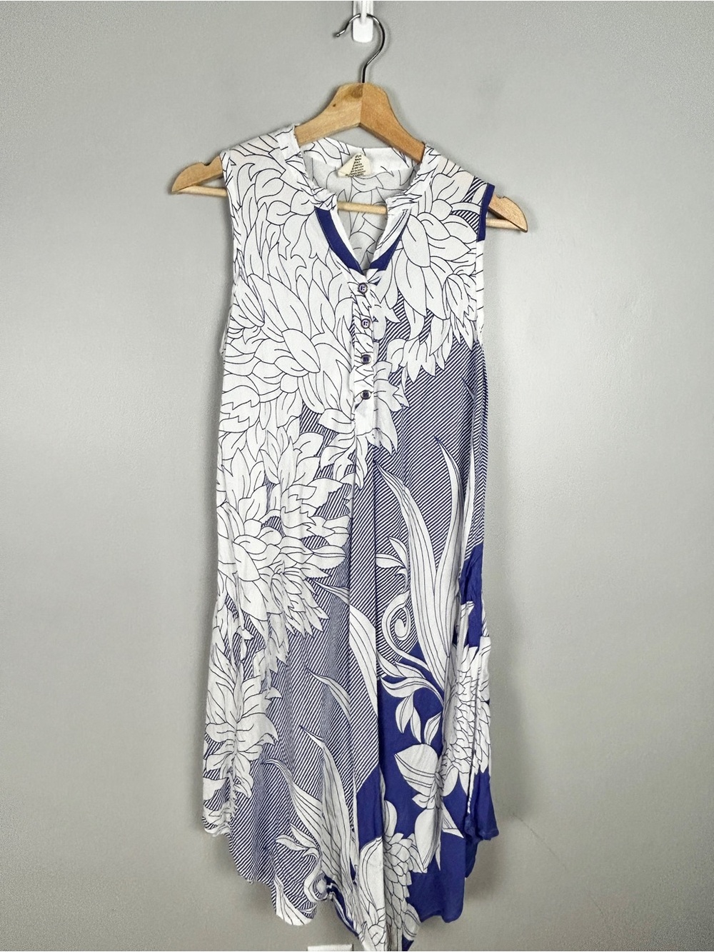 SEVEN ISLANDS Coastal Tropical Print Midi Dress Medium White Blue Beach Travel
